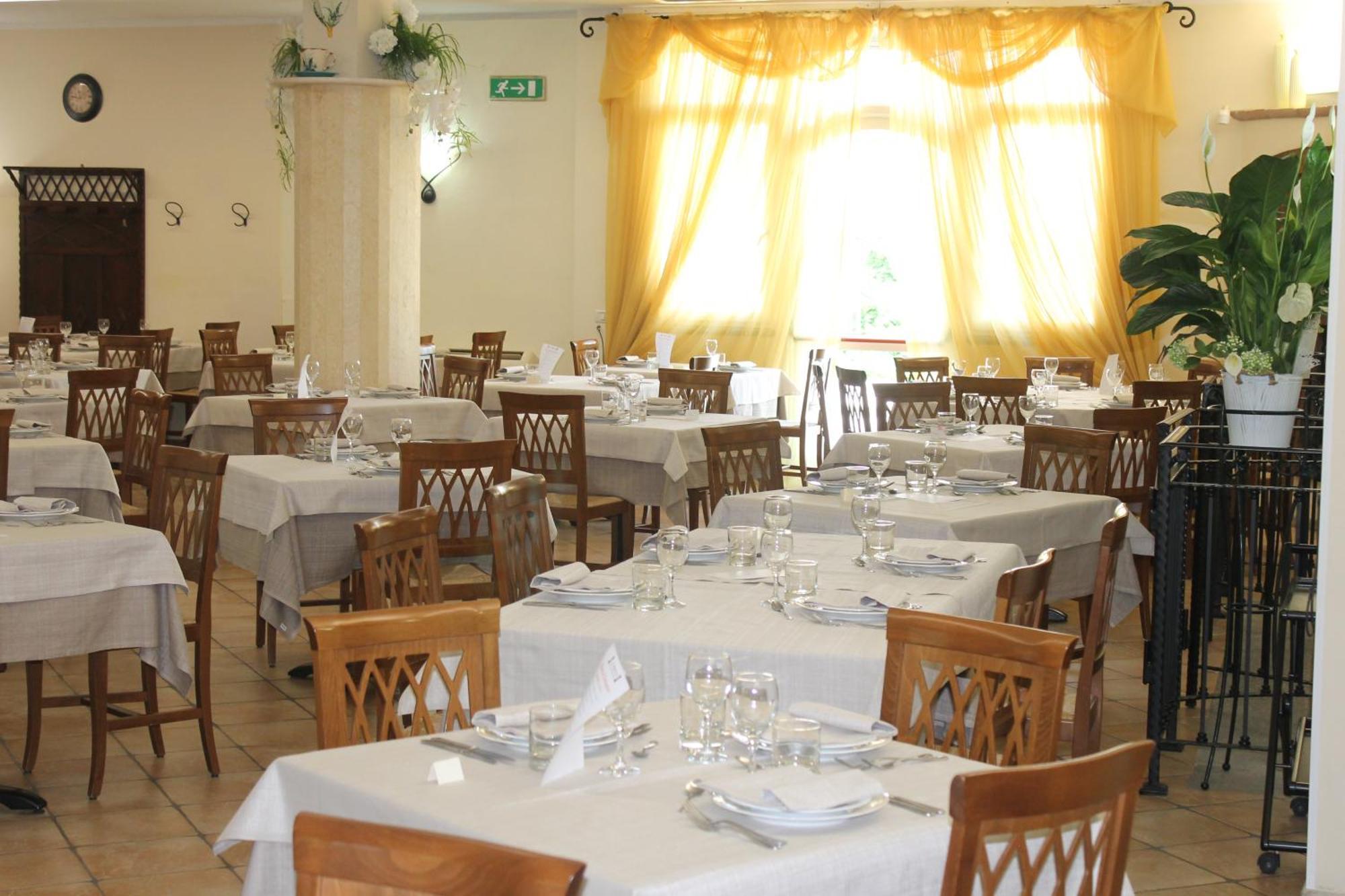 Hotel Ristorante La Torretta Bianze Экстерьер фото