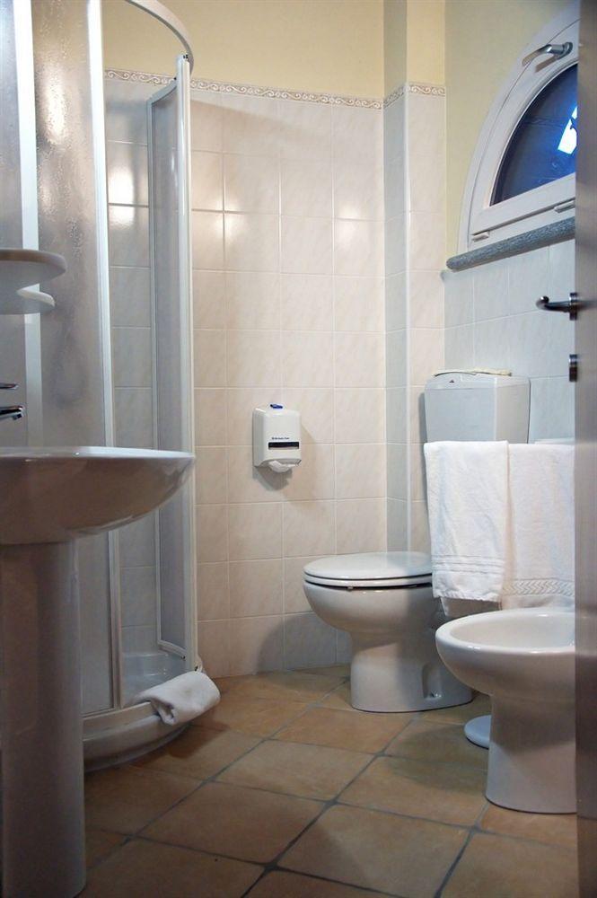 Hotel Ristorante La Torretta Bianze Экстерьер фото